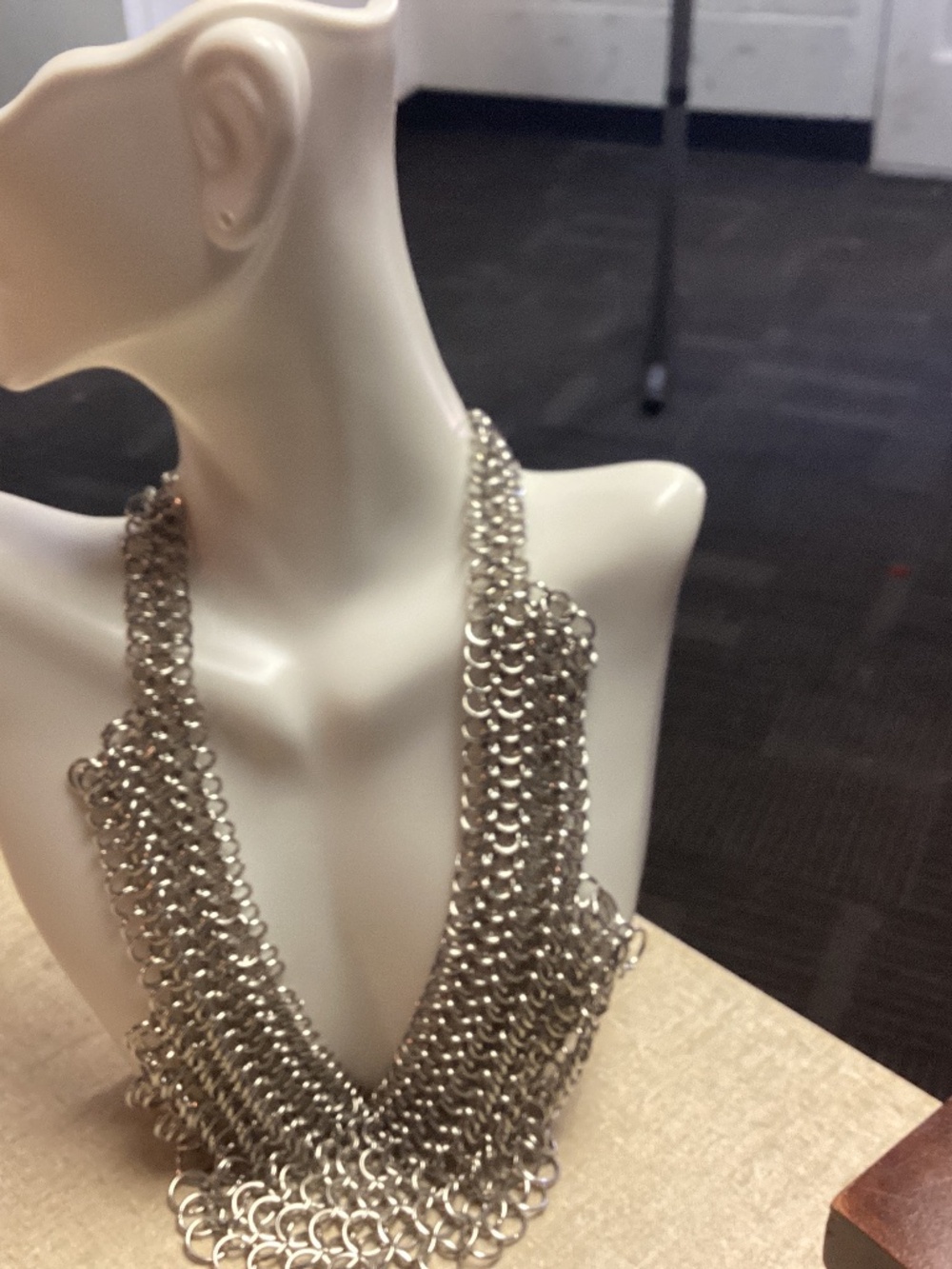Chain-link gorgeous necklace see description below look at all pictures💃💃💃💃